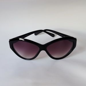 Oliver Peoples Casella Sunglasses Black